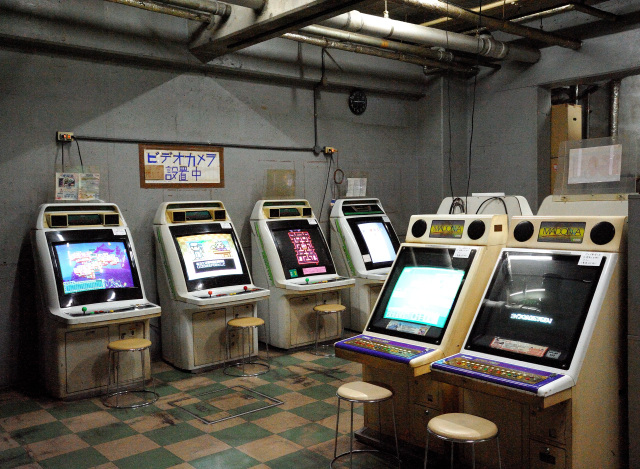 シューティングやネオジオゲーム